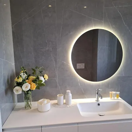 Raffinato Trilocale In Zona Centro 米兰
