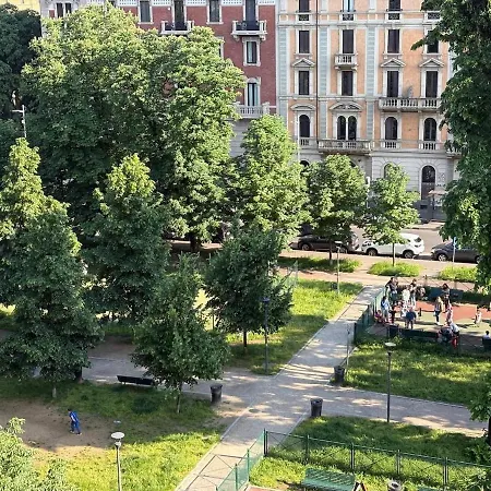 Raffinato Trilocale In Zona Centro * Milão